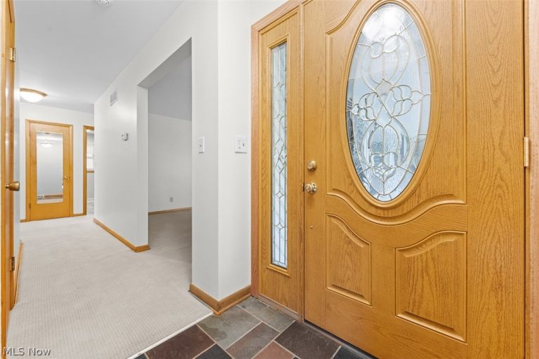 238 Pheasant Drive, Mogadore, OH - Photo 5