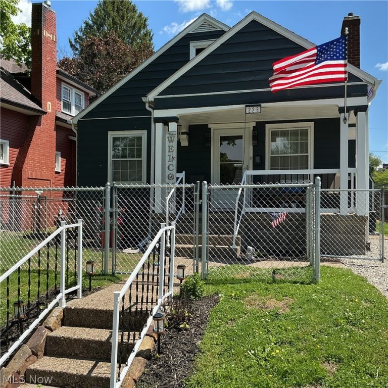 228 Florence Avenue, Zanesville, OH, 43701