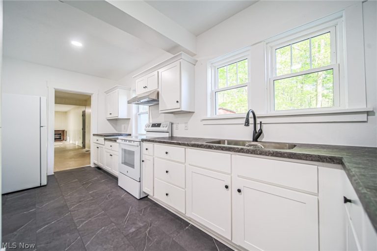 13240 Sandusky Drive, Beach City, OH - Photo 3