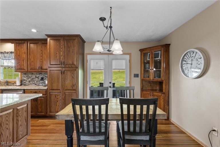 1309 Kennedy Avenue, Martins Ferry, OH - Photo 8