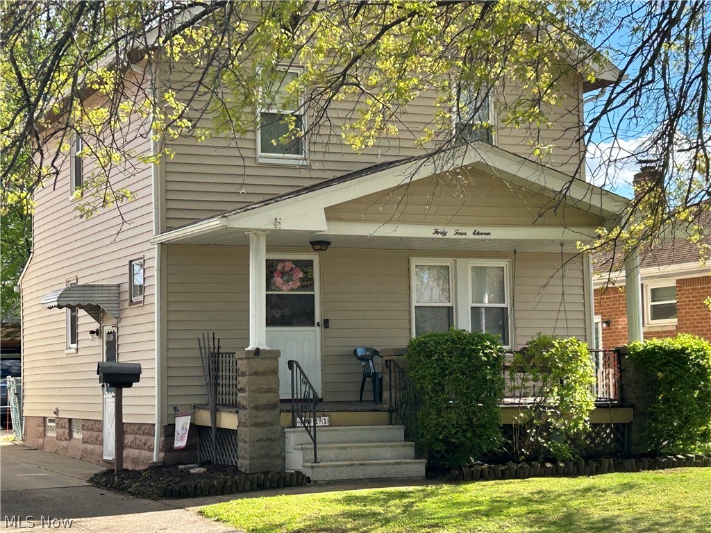 4411 Maplecrest Avenue, Parma, OH