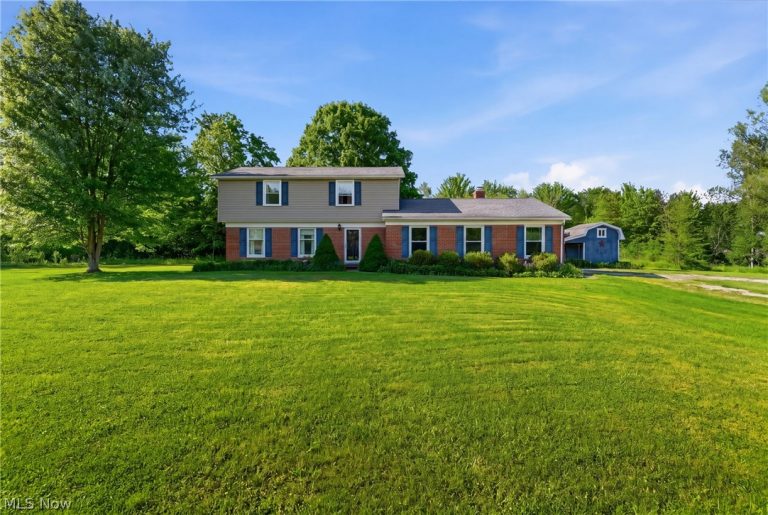 2951 River Glen Dr, Austinburg, OH - Photo 3