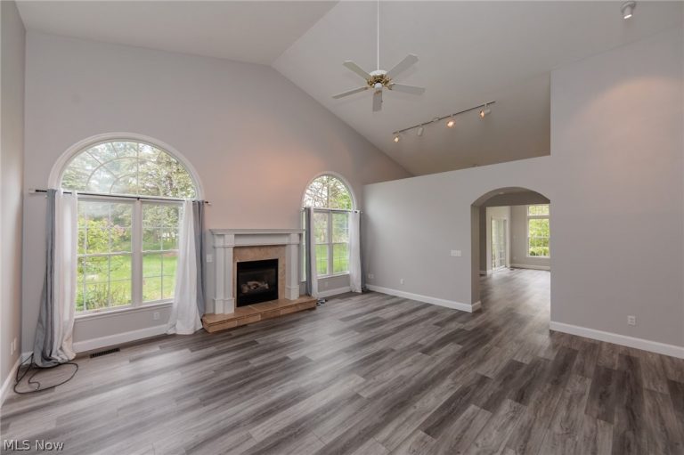 12195 Pheasant Run Circle, North Royalton, OH - Photo 6