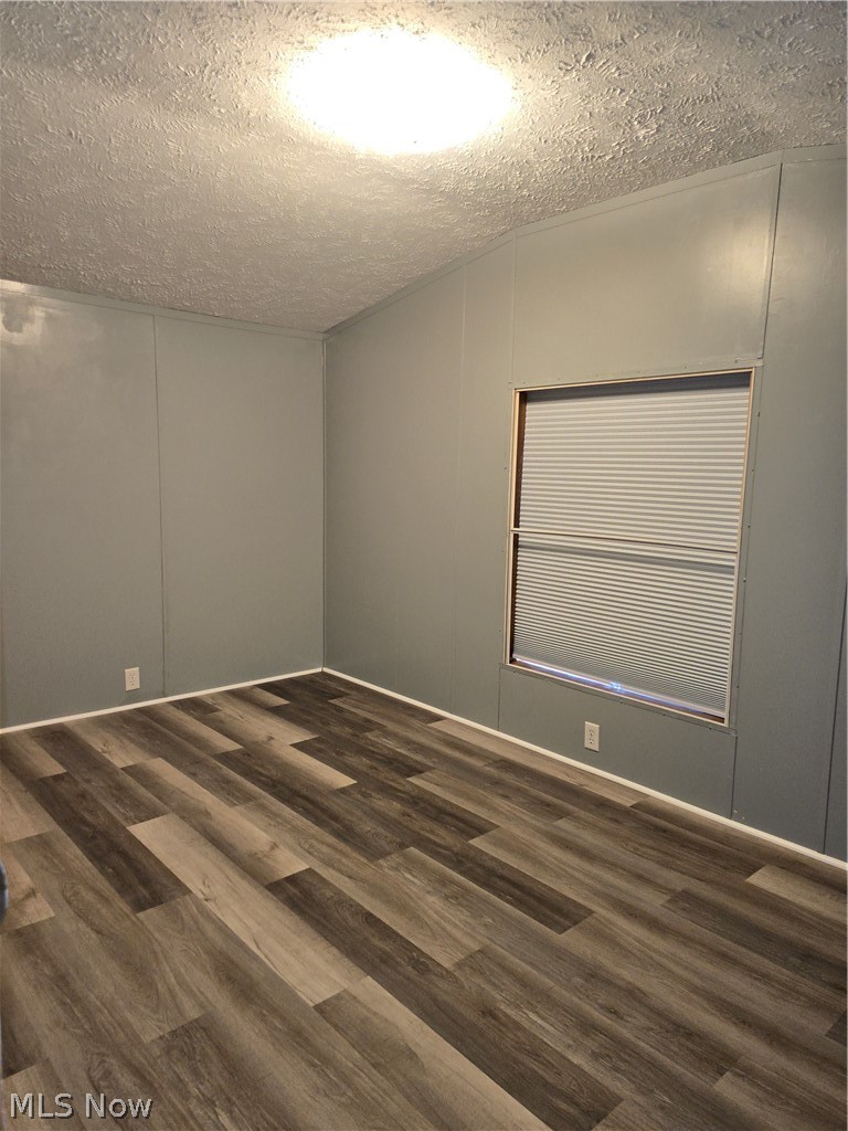 62 Redwood Drive, Beloit, OH - Photo 4