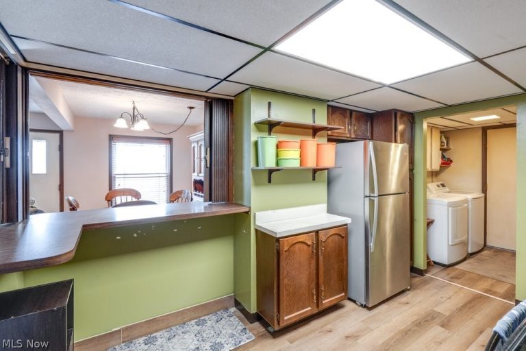 58 New Castle Lane, Mentor, OH - Photo 4