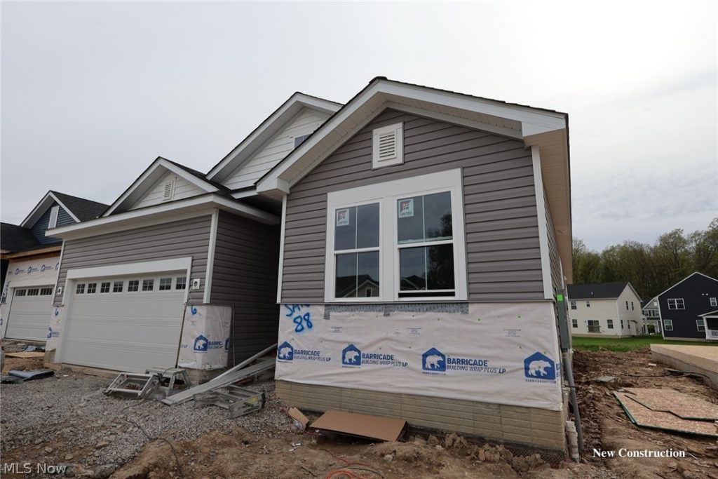 2426 Merriment Drive, Amherst, OH