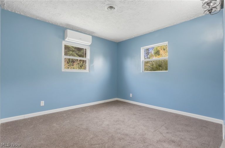 2708 19th Street, Canton, OH - Photo 8