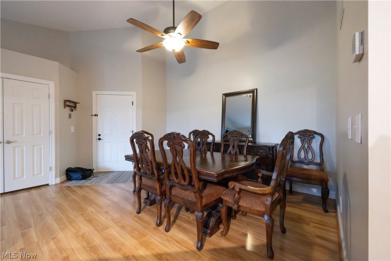 3800 Rosemont Boulevard, Fairlawn, OH - Photo 5