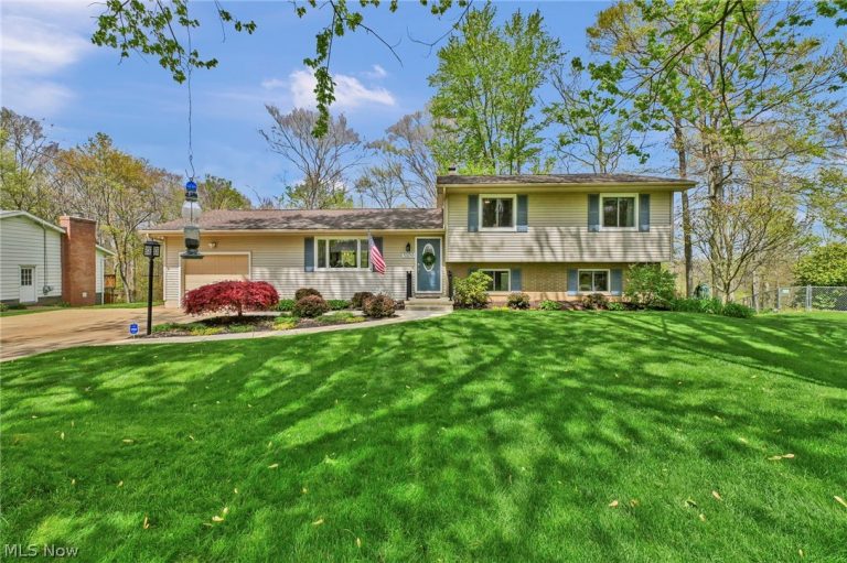 3109 Fair Oaks Drive, Norton, OH, 44203
