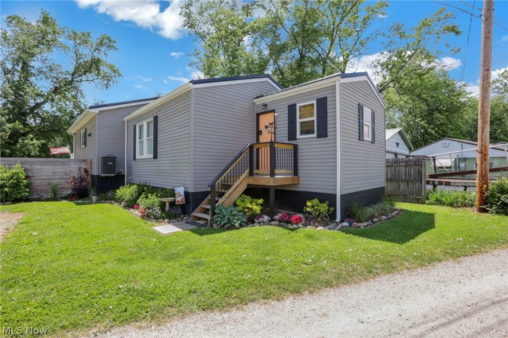 3177 Big Bottom Lane, Stockport, OH