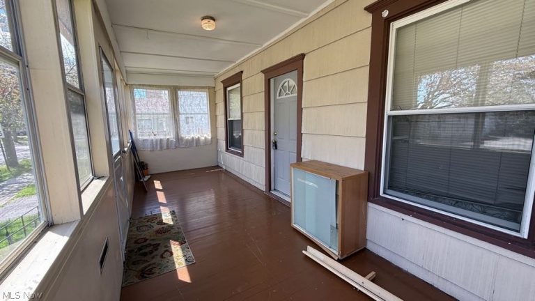 1253 California Avenue, Akron, OH - Photo 5
