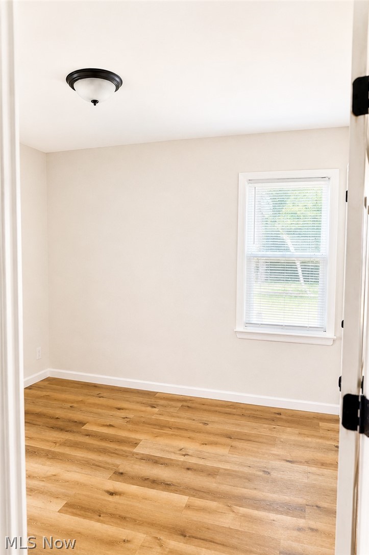 13711 Bennington Avenue, Cleveland, OH - Photo 6