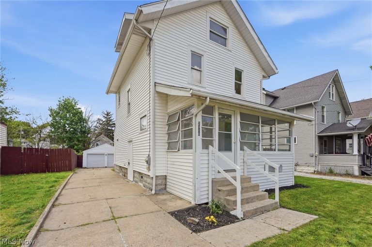 2310 17th Street, Akron, OH - Photo 2