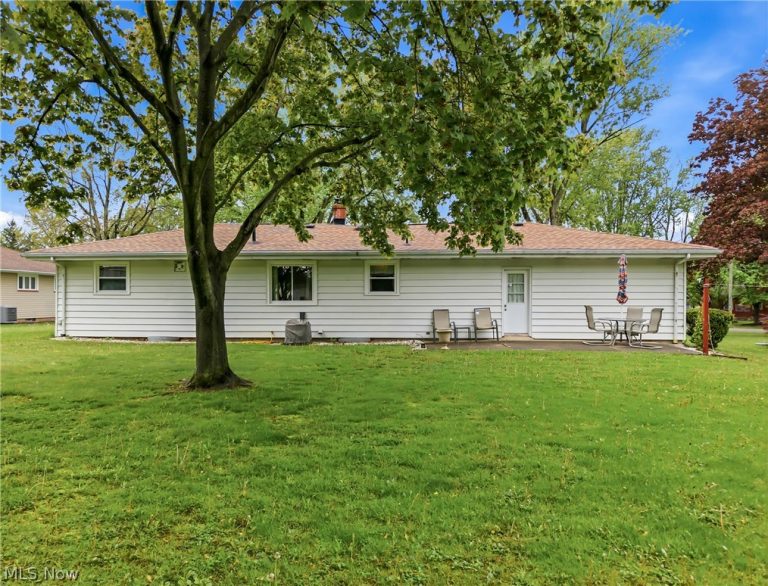 3130 Lynwood Drive, Warren, OH - Photo 4