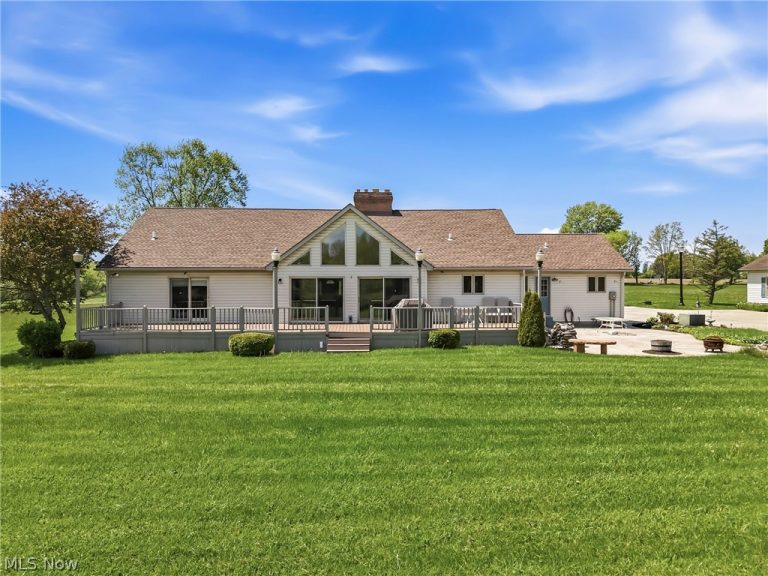 8161 Huxley Road, Berlin Center, OH - Photo 5