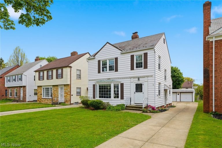 3695 Normandy Road, Shaker Heights, OH - Photo 3