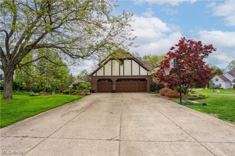 6974 Militia Hill Street, Canton, OH - Photo 3