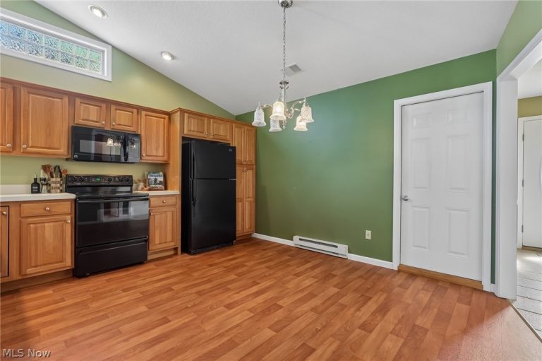 2111 Lakefield Drive, Huron, OH - Photo 3
