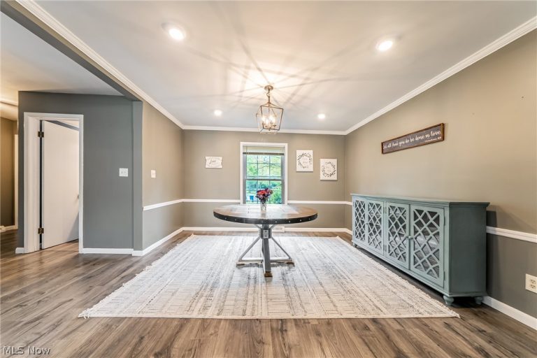 1622 Seven Oaks Drive, Lyndhurst, OH - Photo 8
