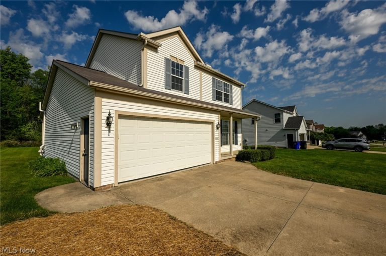 5018 Kelly Avenue, Rootstown, OH - Photo 4