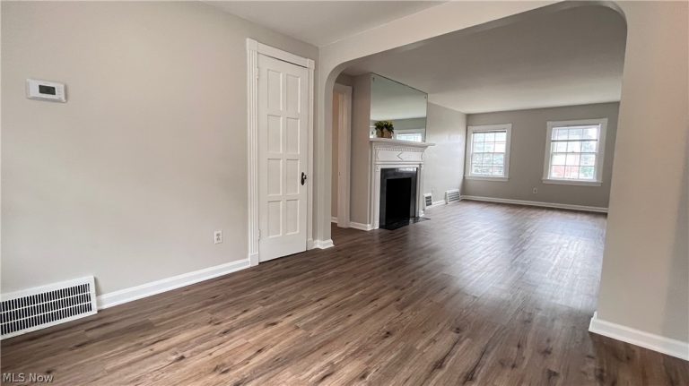 3397 Westbury Road, Shaker Heights, OH - Photo 4