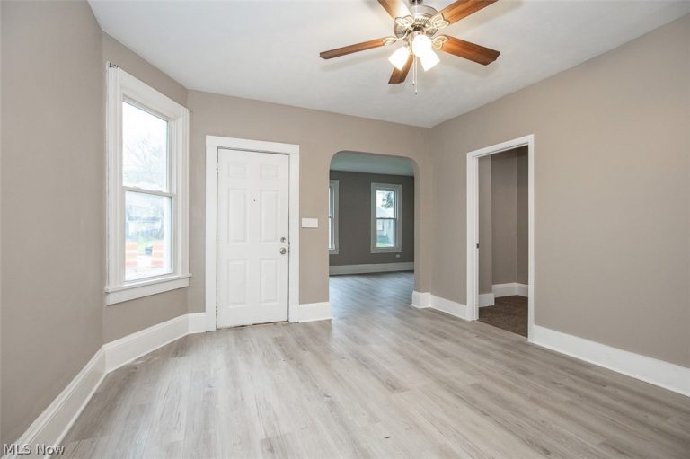 3211 90th Street, Cleveland, OH - Photo 6