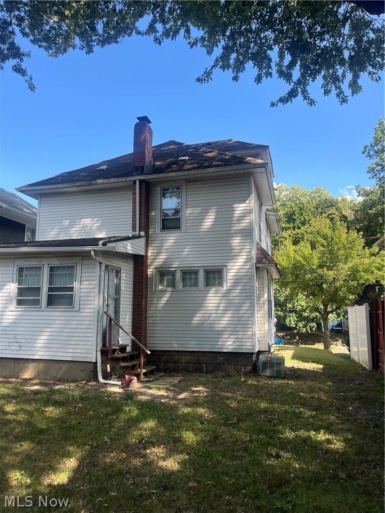 128 Corson Avenue, Akron, OH - Photo 4