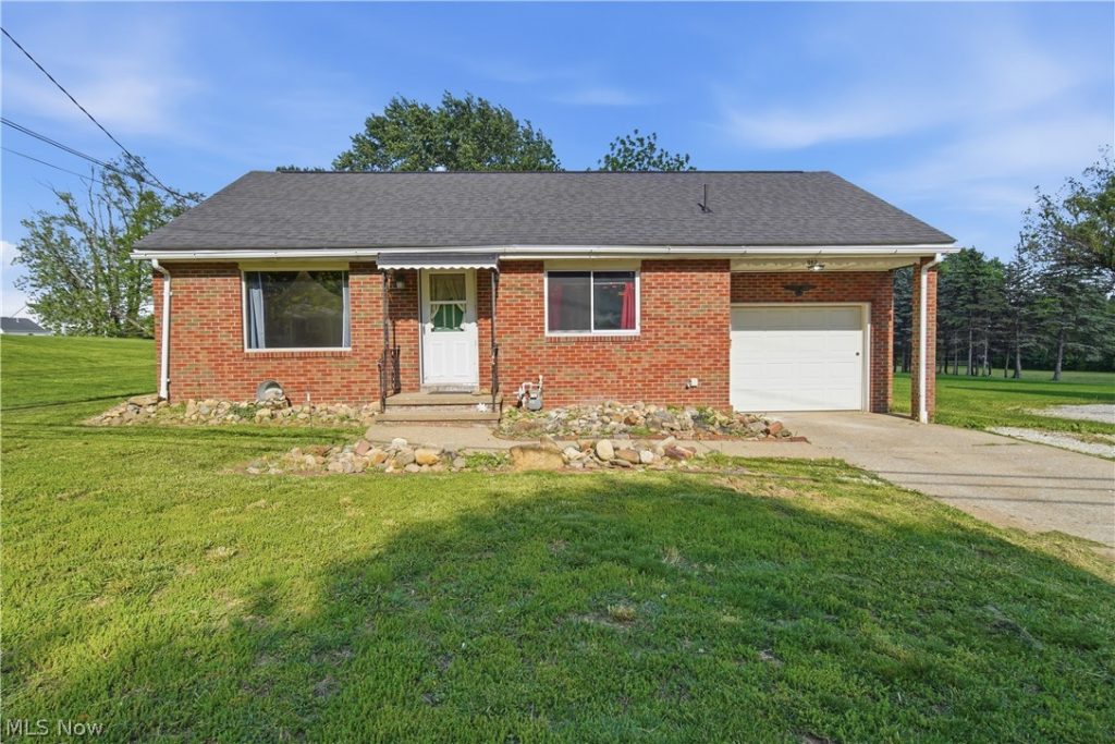 942 32nd Street, Massillon, OH