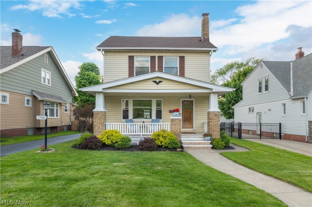 1700 Wright Avenue, Rocky River, OH