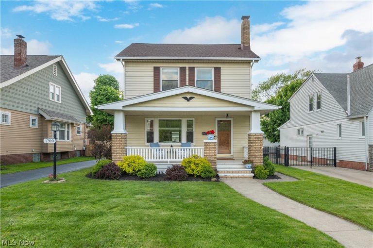 1700 Wright Avenue, Rocky River, OH, 44116