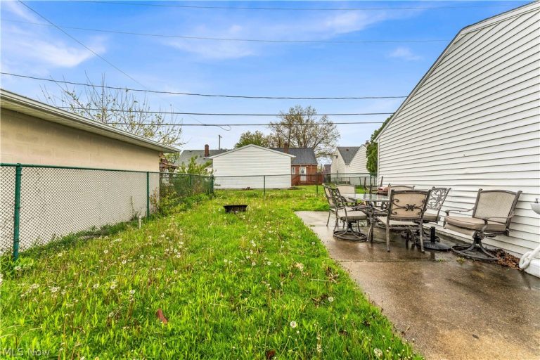 927 216th Street, Euclid, OH - Photo 6