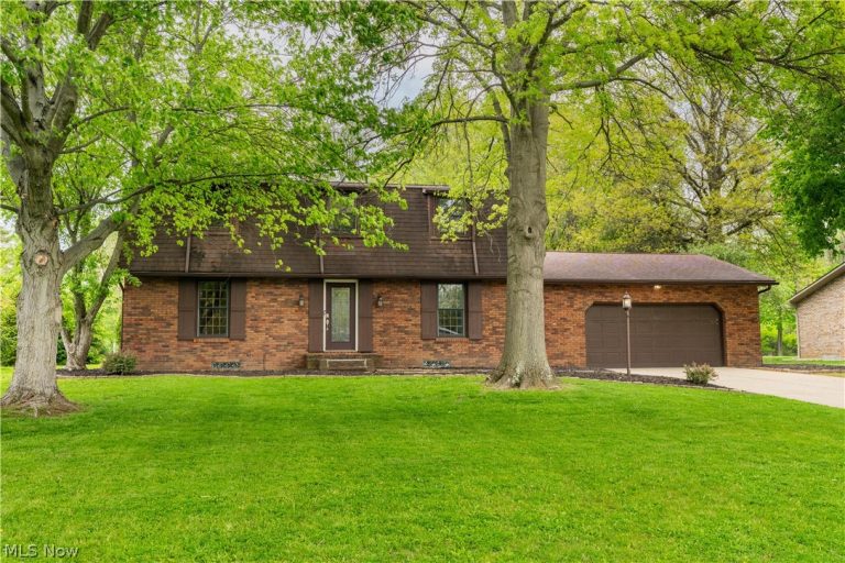 5787 Eastview Street, Louisville, OH, 44641