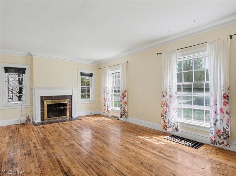 17415 Winslow Road, Shaker Heights, OH - Photo 3