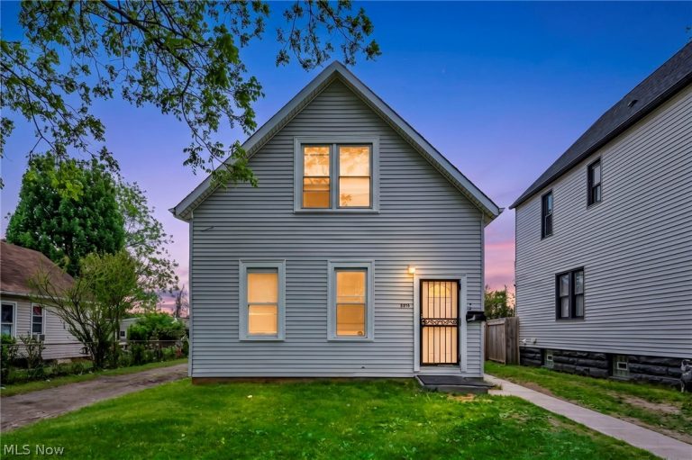 3214 61st Street, Cleveland, OH, 44102
