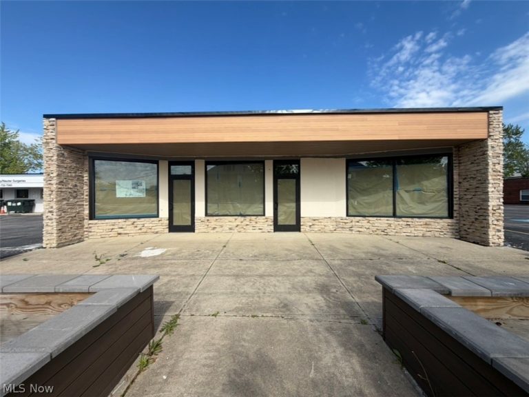 891 222nd Street, Euclid, OH - Photo 4