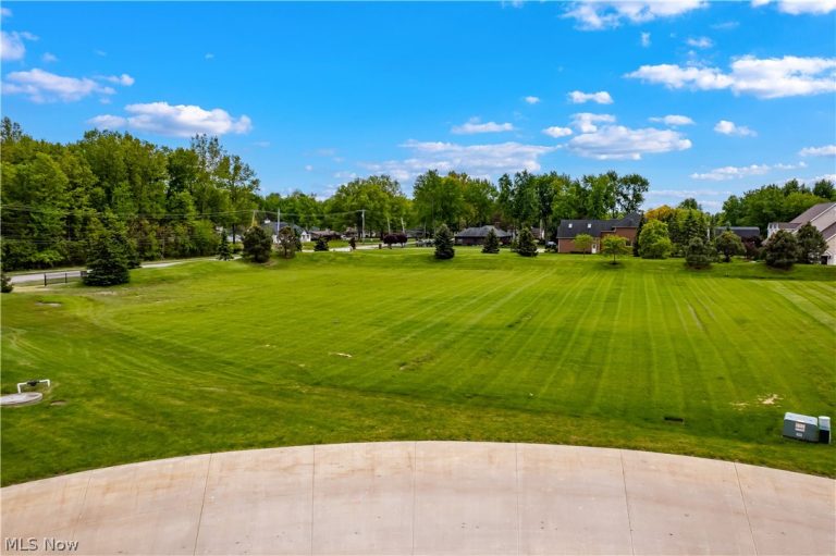 3602 Nagel Road, Avon, OH - Photo 3