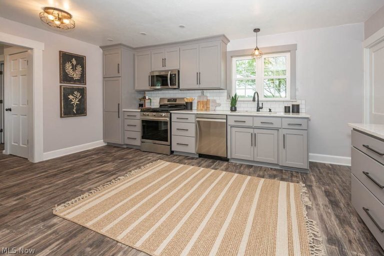 6103 Grafton Road, Leetonia, OH - Photo 5
