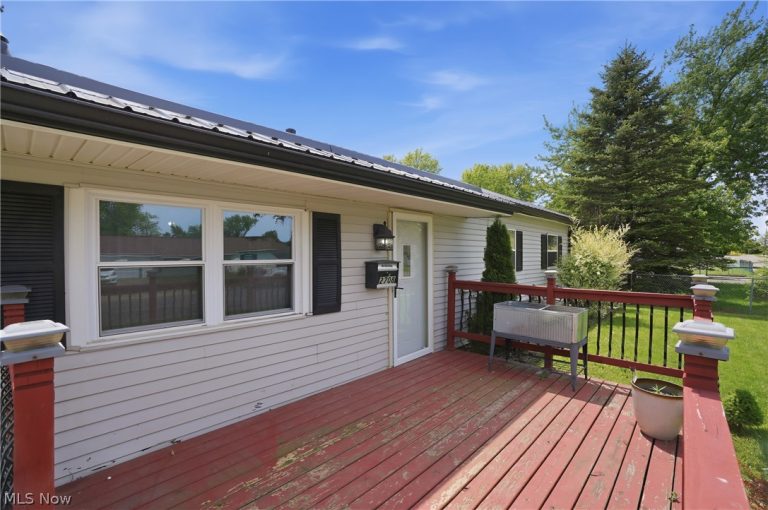 2708 19th Street, Canton, OH - Photo 3