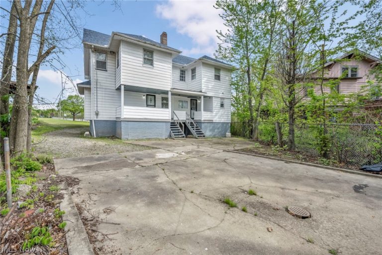 3200 Audubon Boulevard, Cleveland, OH - Photo 4