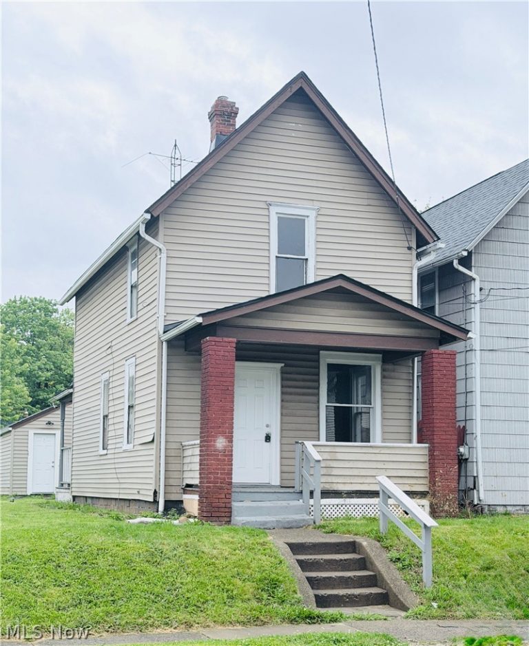 1511 Stark Avenue, Canton, OH, 44706