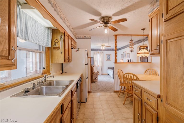 464 Jefferson Avenue, Barberton, OH - Photo 5