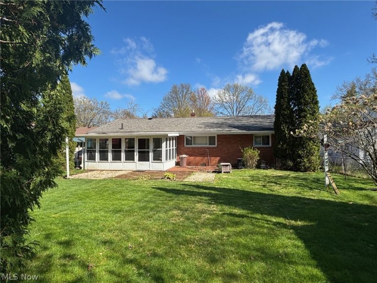 326 Bowman Drive, Kent, OH - Photo 5