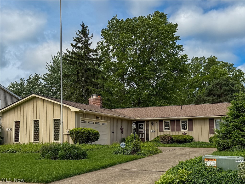 3516 Meadowbrook Drive, Lorain, OH