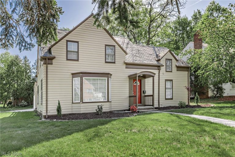 1259 Hereford Road, Cleveland Heights, OH, 44118