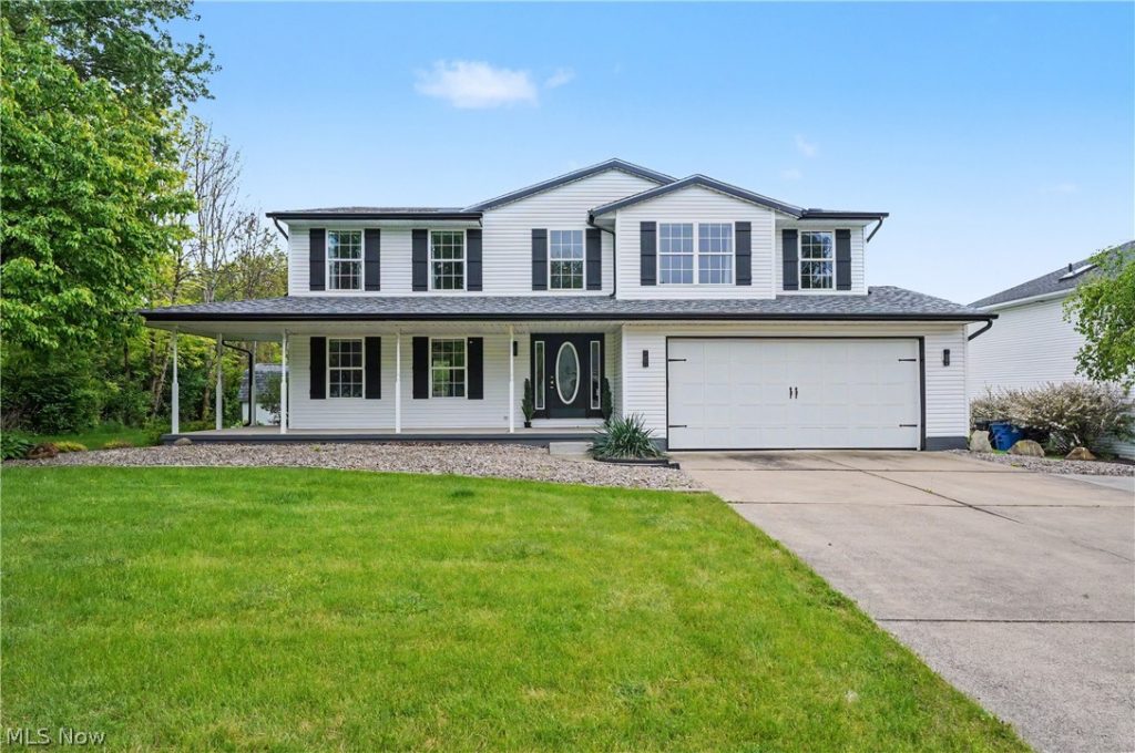 95 Cheyenne Drive, Girard, OH