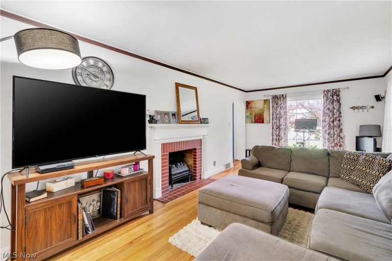 59 Clifton Drive, Boardman, OH - Photo 3