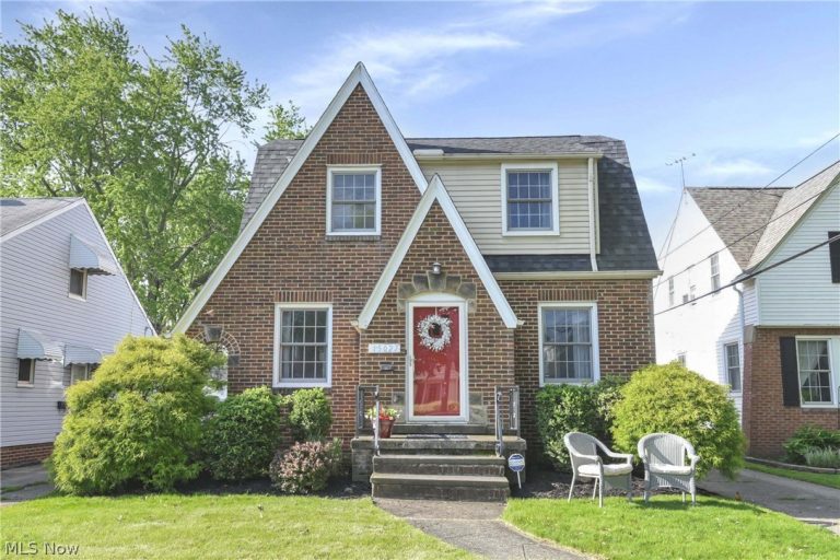15027 Rosemary Avenue, Cleveland, OH, 44111