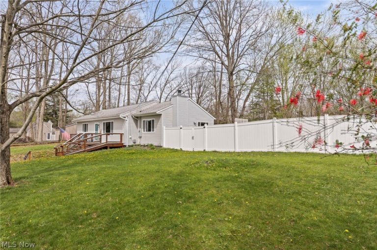 565 Perry Road, Tallmadge, OH - Photo 5