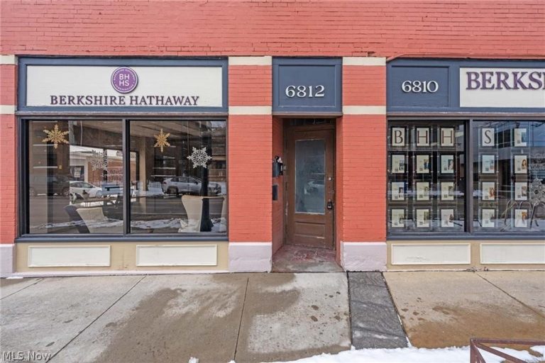 6812 Detroit Avenue #1, Cleveland, OH - Photo 2