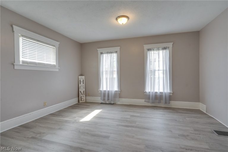 1103 Greenfield Avenue, Canton, OH - Photo 5